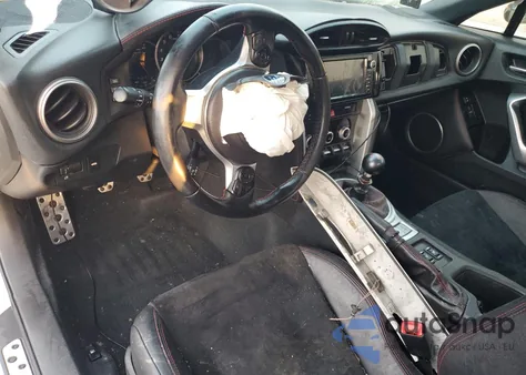 2018 Subaru Brz 2.0 Limited z USA, uszkodzony, nr VIN JF1ZCAC12J9602507